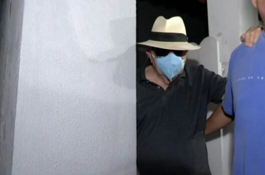 Imagem Médico Pediatra, Fernando Cunha Lima ao sair da Delegacia