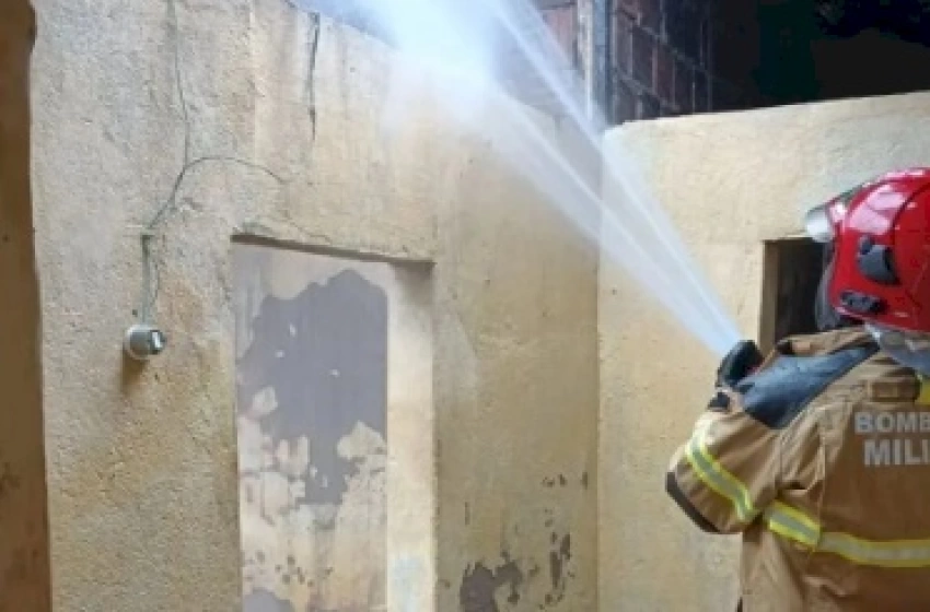 Imagem Incêndio em residência na cidade de Itabaina 