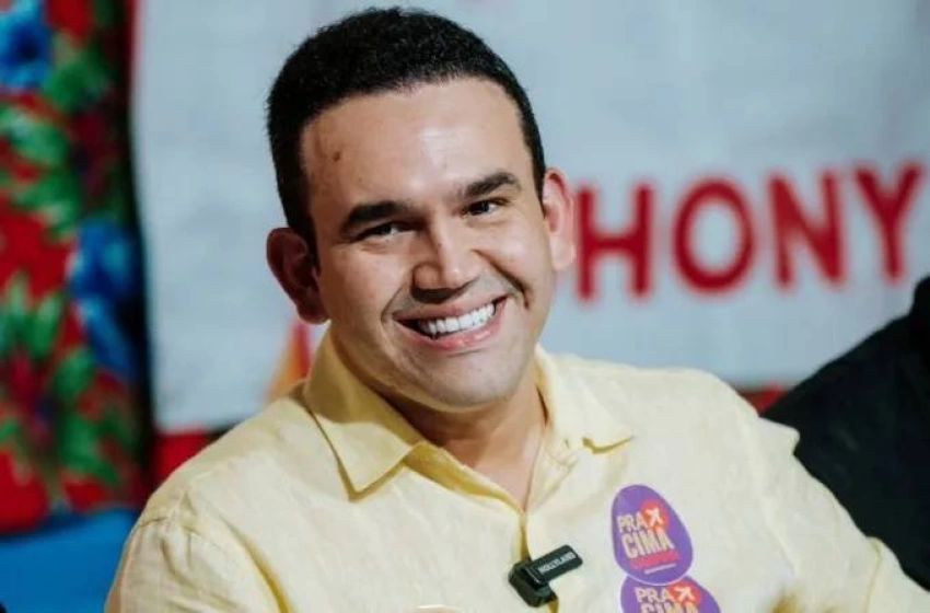 Imagem Jhony Bezerra, pré-candidato a Prefeito de Campina Grande