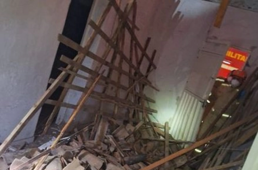 Imagem Desabamento de teto de residência na cidade de Sousa