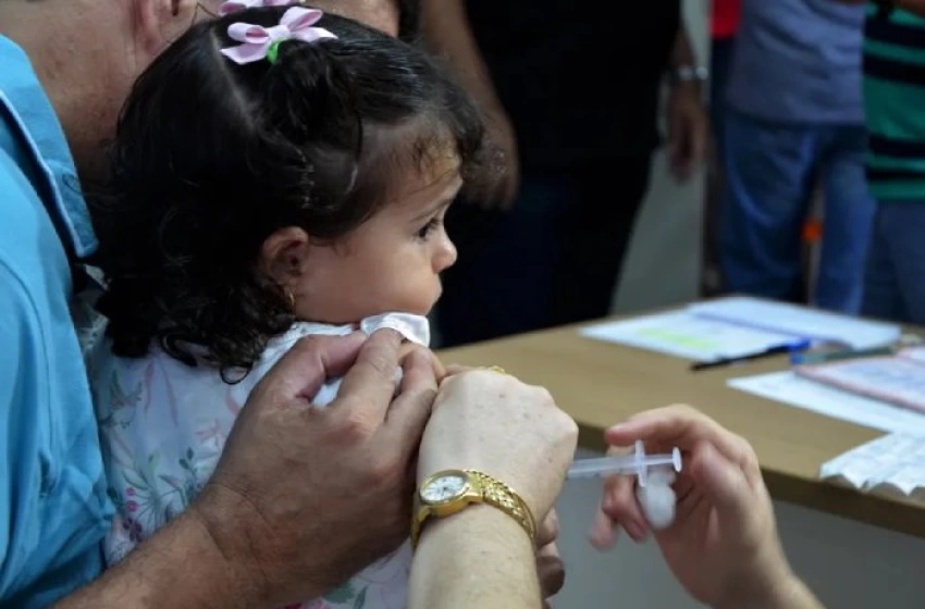 Imagem Importância da vacinação contra meningite