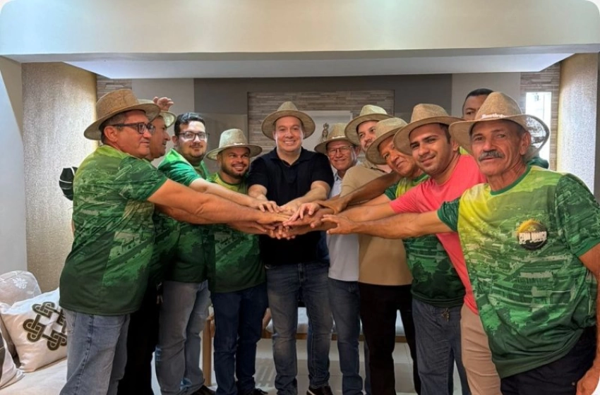 Imagem Deputado Júnior Araujo recebe apoios em Pedra Branca