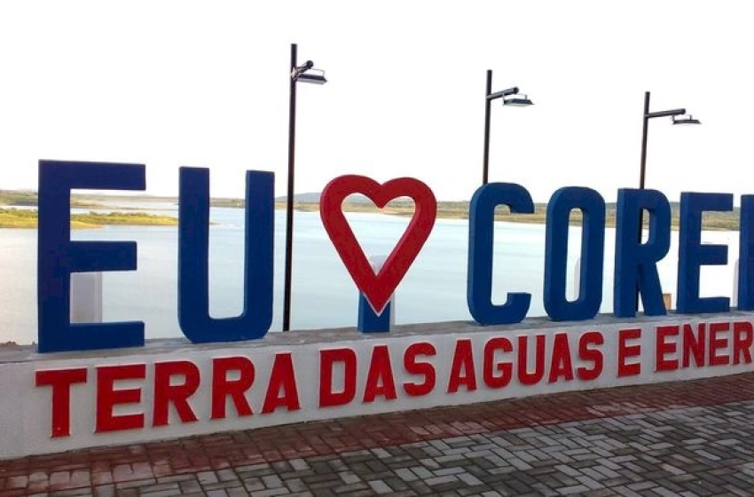 Imagem Letreiro com o nome Coremas 