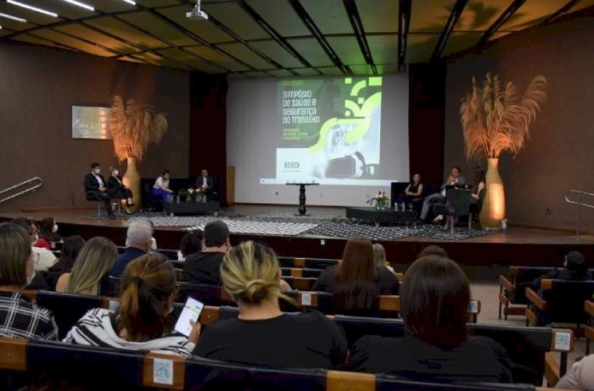 Imagem Discussões sobre as tecnologias e inovações voltadas para a gestão da Saúde e Segurança no ambiente de trabalho