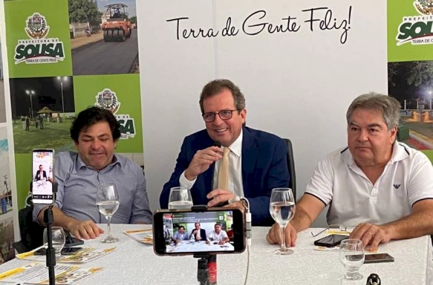 Imagem Entrevisata Coletiva na cidade de Sousa