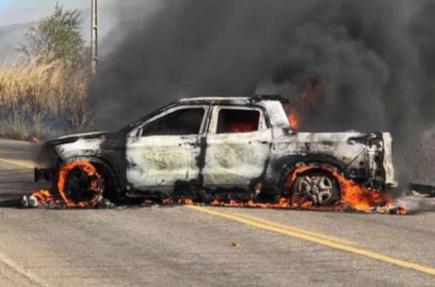 Imagem Carro Incendiado