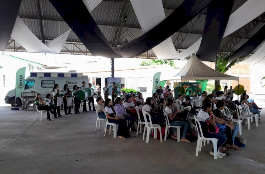 Imagem Empaer participa da 2ª Feira do Produtor Rural de Alagoa Nova