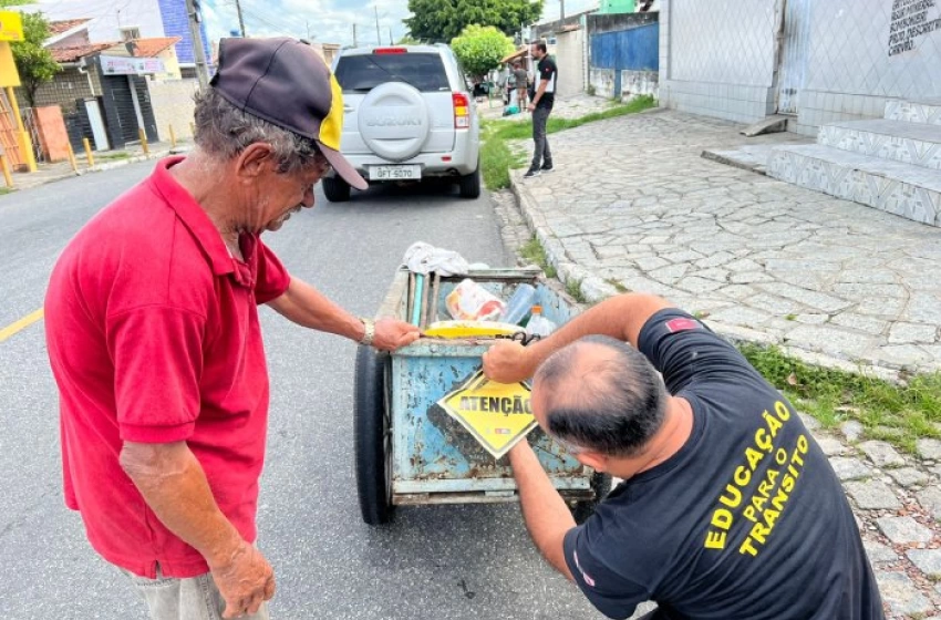 Imagem Sinalização de bicicletas, carros de mão e carroças