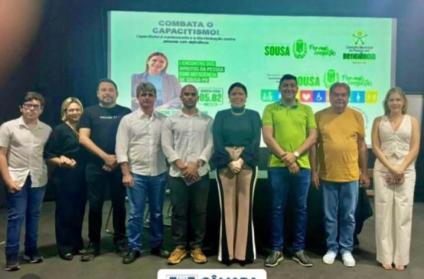 Imagem Amanda Silveira com os Vereadores 