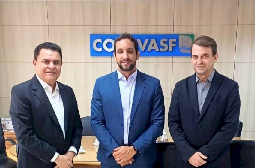 Imagem Bal Lins acompanhado do deputado federal Wilson Santiago