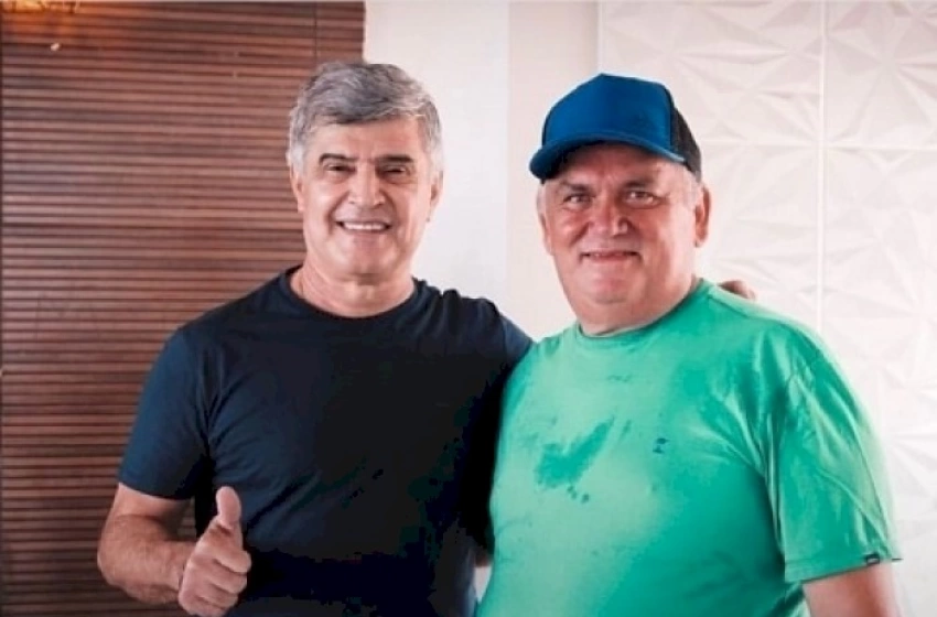 Imagem Deputado Federal, Wellington Roberto ao lado do Prefeito, Claudio Antônio