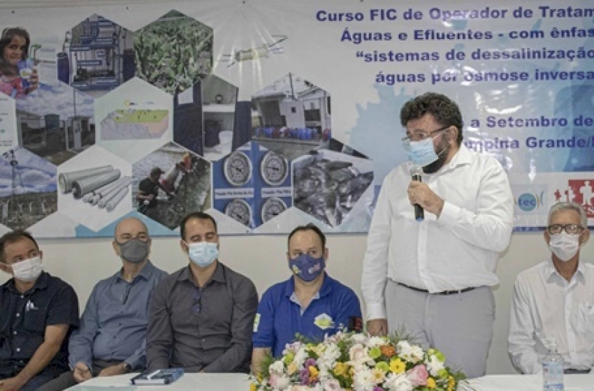 Imagem Governo oferta curso de qualificação profissional para operadores do Programa Água Doce