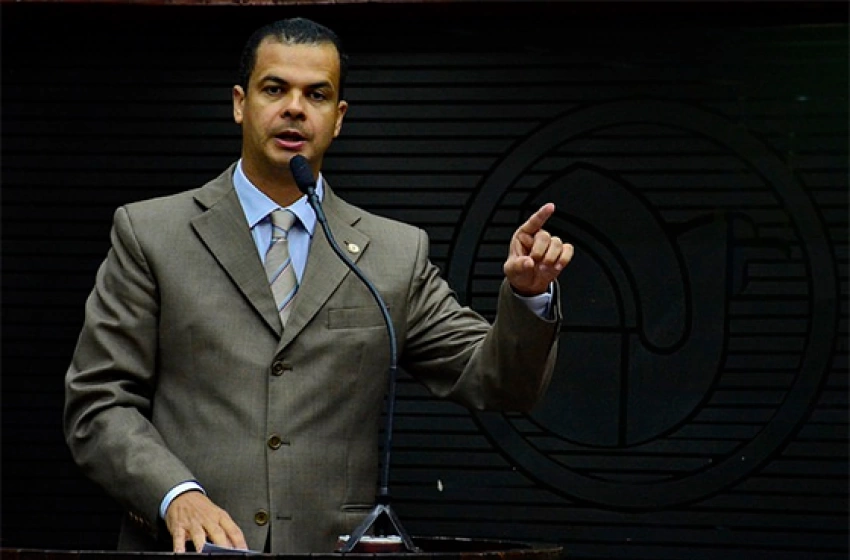 Imagem Jutay Meneses