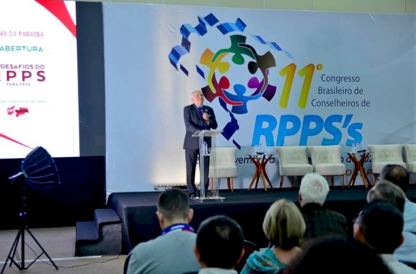 Imagem Nominando Diniz, presidenrte do TCE/PB