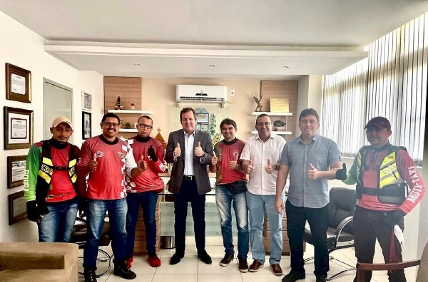 Imagem Reunião dos Mototaxistas com o Prefeito de Sousa, Fábio Tyrone