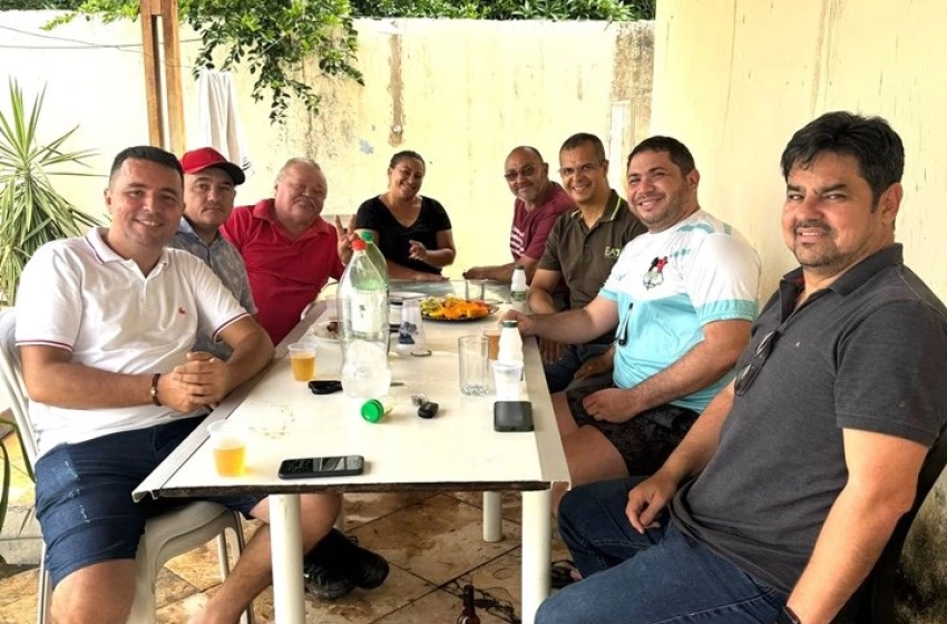 Imagem Júnior do Peixe, Jutay Menezes, e lideranças politicas