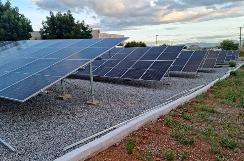 Imagem Usina solar instalada na Promotoria de Patos 