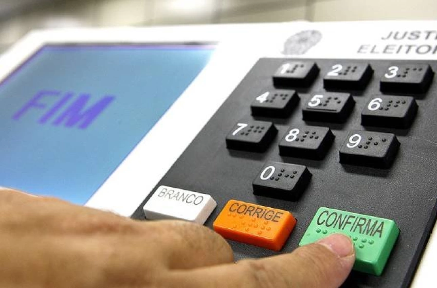 Imagem Urna Eletrônica