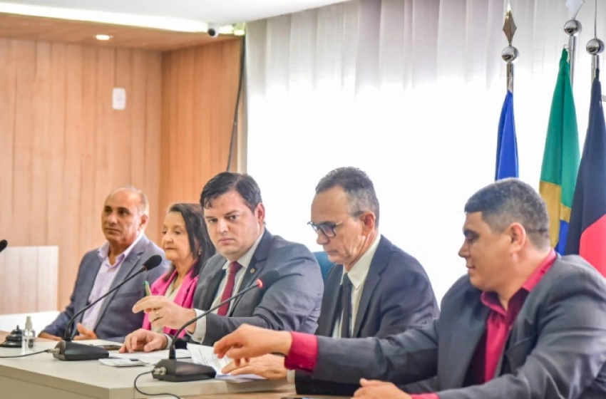 Imagem Medidas de prevenção a acidentes em rodovia que liga Patos a Conceição