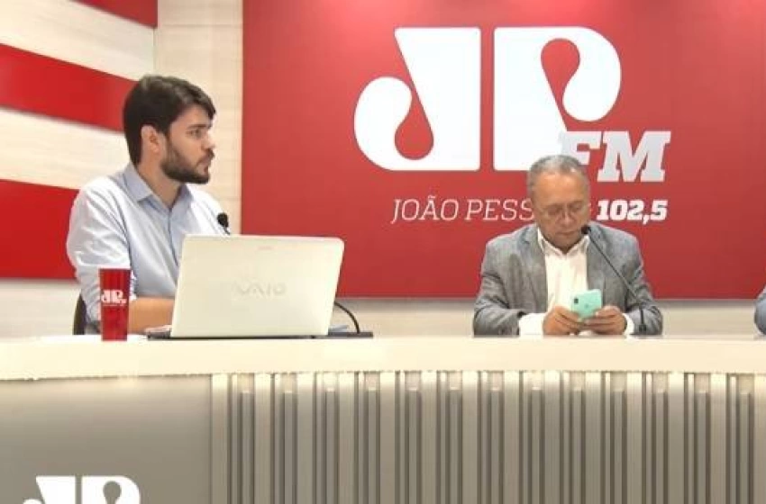 Imagem Marcelo Queiroga presta entrevista a Jovem Pan em Joáo Pessoa