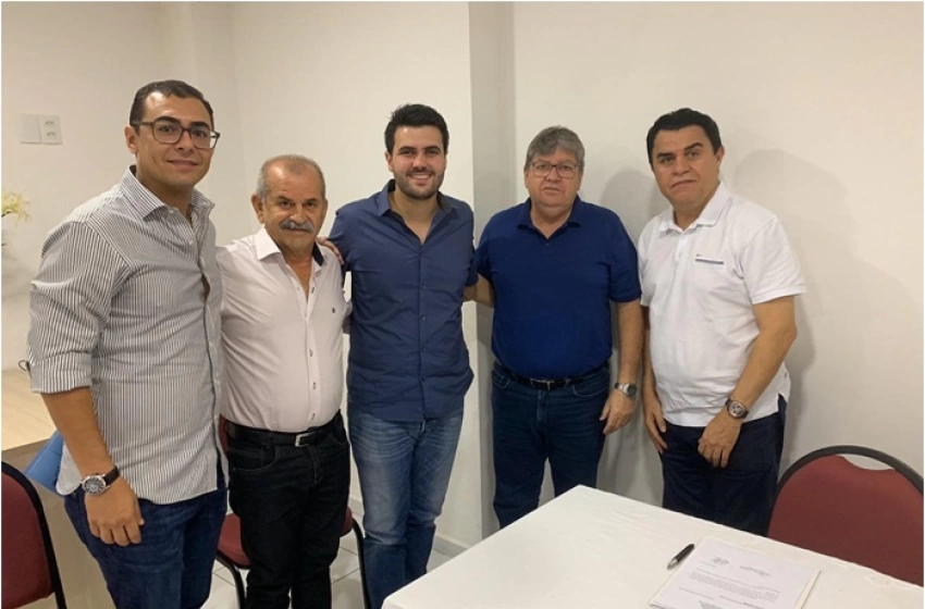 Imagem Equipamentos para matadouro em Uiraúna