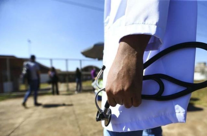 Imagem Revalidação de Diplomas Médicos Expedidos por Instituição de Educação Superior Estrangeira (Revalida)