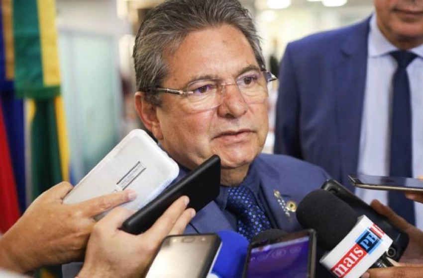 Imagem Adriano Galdino