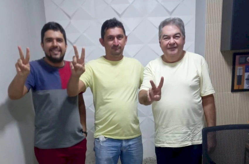 Imagem Fábio Braga, Bobô Motos, e Lindolfo Pires em mais um apoio