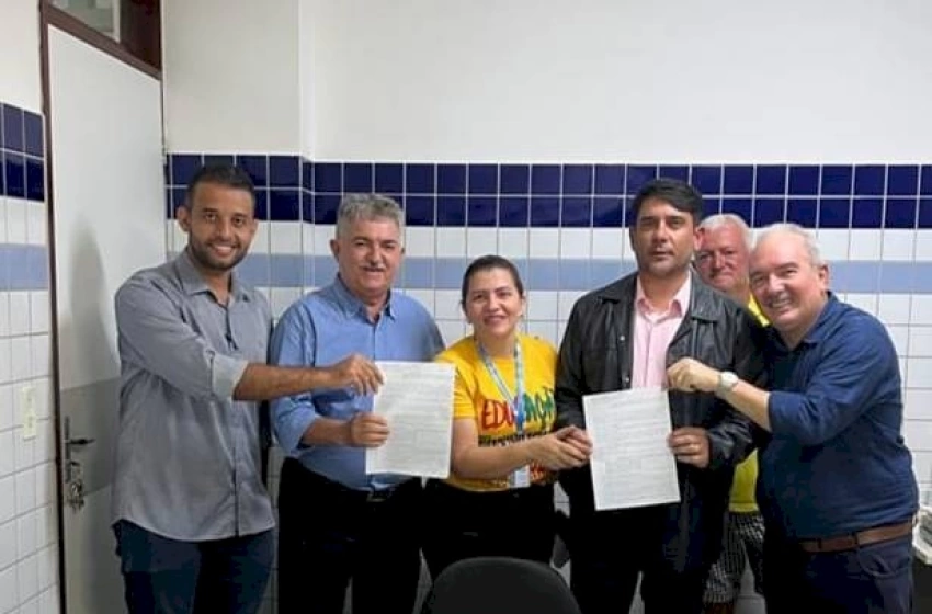 Imagem Contrato para a formalização do processo de gestão de estágio em ingá