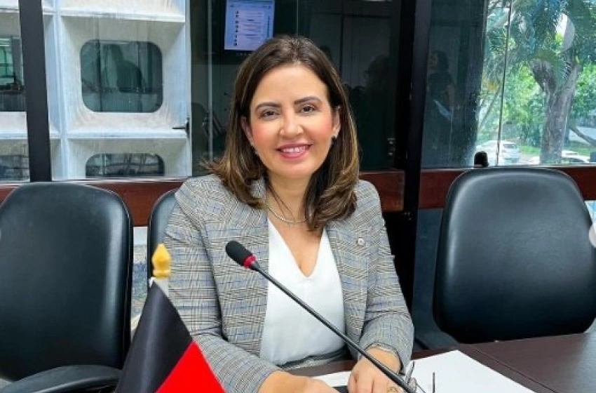 Imagem Secretária de estado do desenvolvimento humano da Paraíba, Pollyanna Dutra