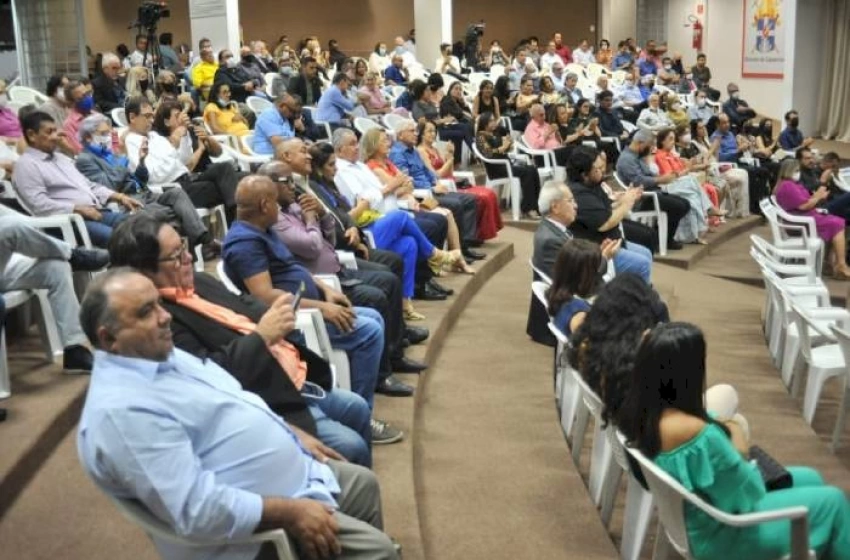 Imagem Sessão Solene em Cajazeiras