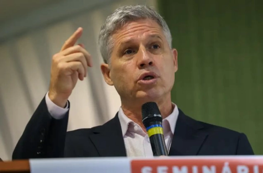 Imagem Ministro do Desenvolvimento Agrário e Agricultura Familiar, Paulo Teixeira