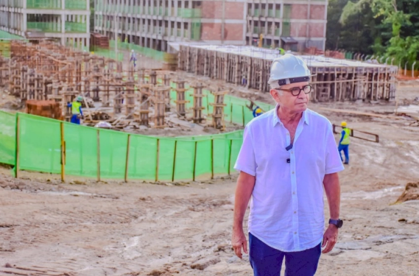 Imagem Obras de construção do Complexo Beira Rio, em João Pessoa