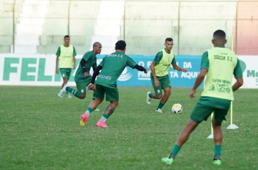 Imagem Treino tático e físico com os jogadores