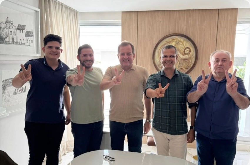 Imagem Lideranças de Marizópolis com Fábio Tyrone