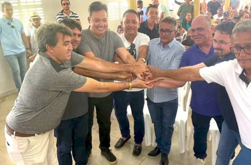 Imagem Prefeito Colorau, com suas lideranças