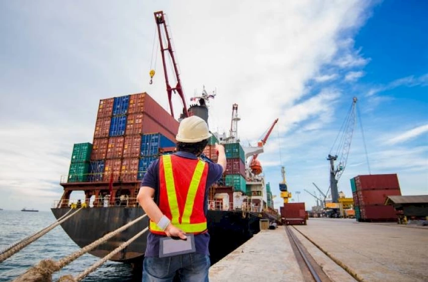 Imagem Lentidão no desembaraço das mercadorias é o principal problema apontado, tanto na importação como na exportação