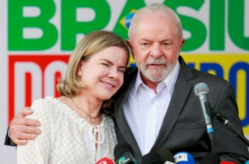 Imagem Gleisi Hoffmann, e Lula