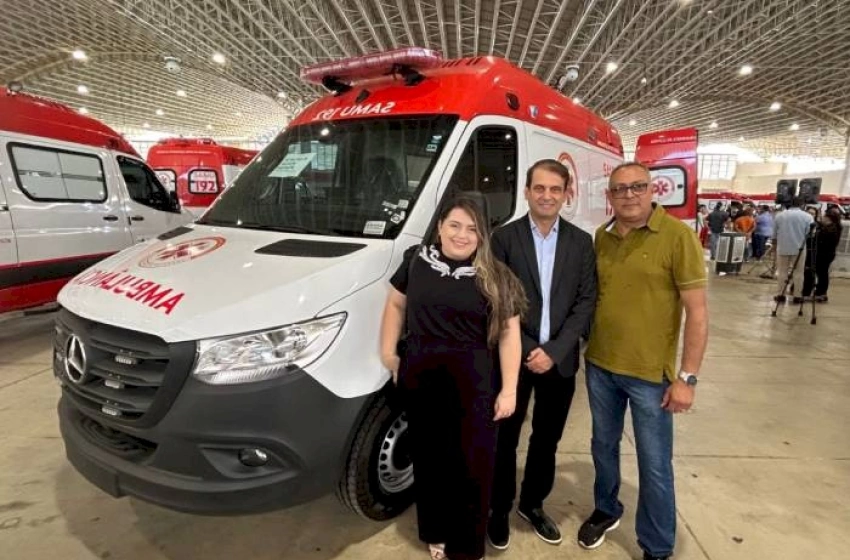 Imagem Nova ambulância para o SAMU de São José de Piranhas