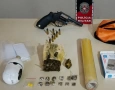 Drogas e arma de fogo apreendidas em ação policial no município de Santa Rita 