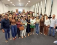 Entrega de benefícios de cinco programas sociais e de incentivo econômico
