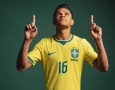 Lateral-esquerdo paraibano Douglas Santos